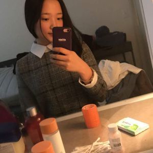 Meet your Posher, Julie jooeun